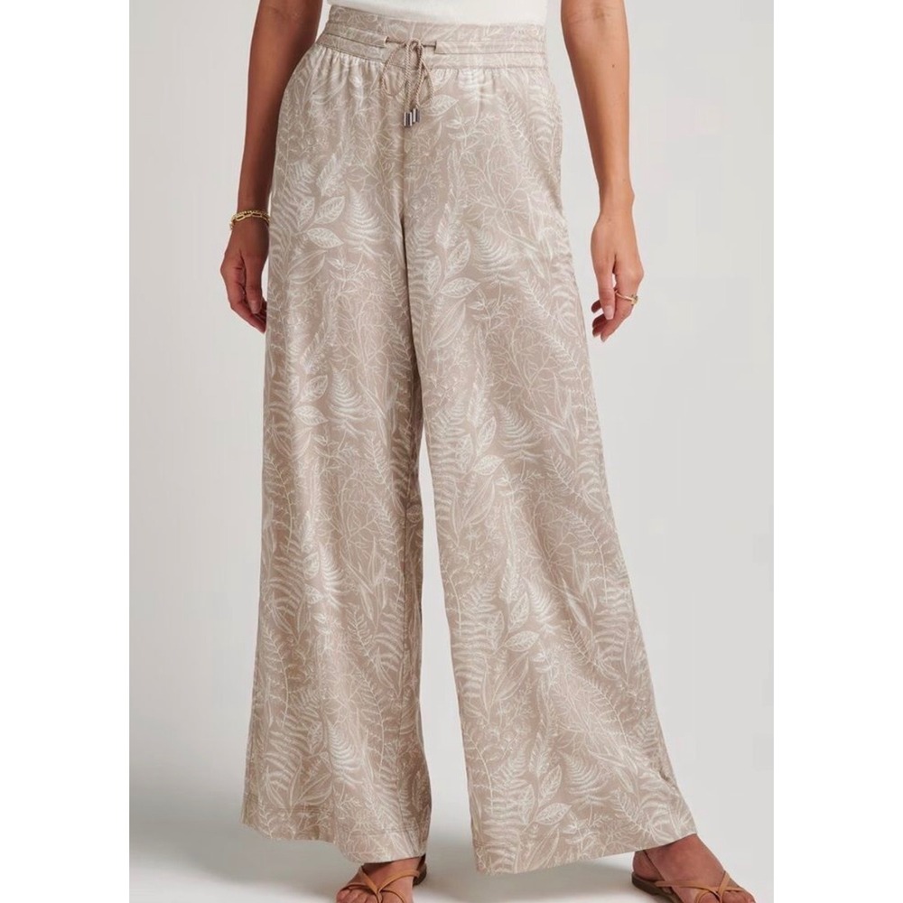 TravisMathew Women's Wide Leg Tropical Leaf Print Pants Tan White Size Small